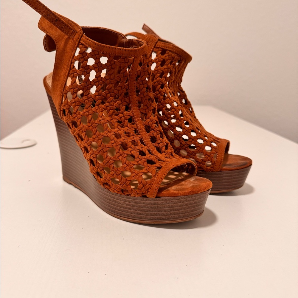 Women's Woven Wedge Sandals - Tan